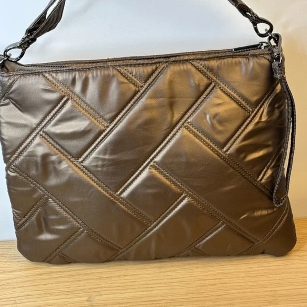 Lug Dazzle SE Metallic Bronze Quilted Crossbody Travel Organizer Camo Lining NEW
